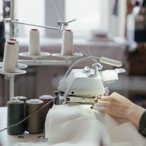 Arreglos en prendas de vestir y ropa de hogar